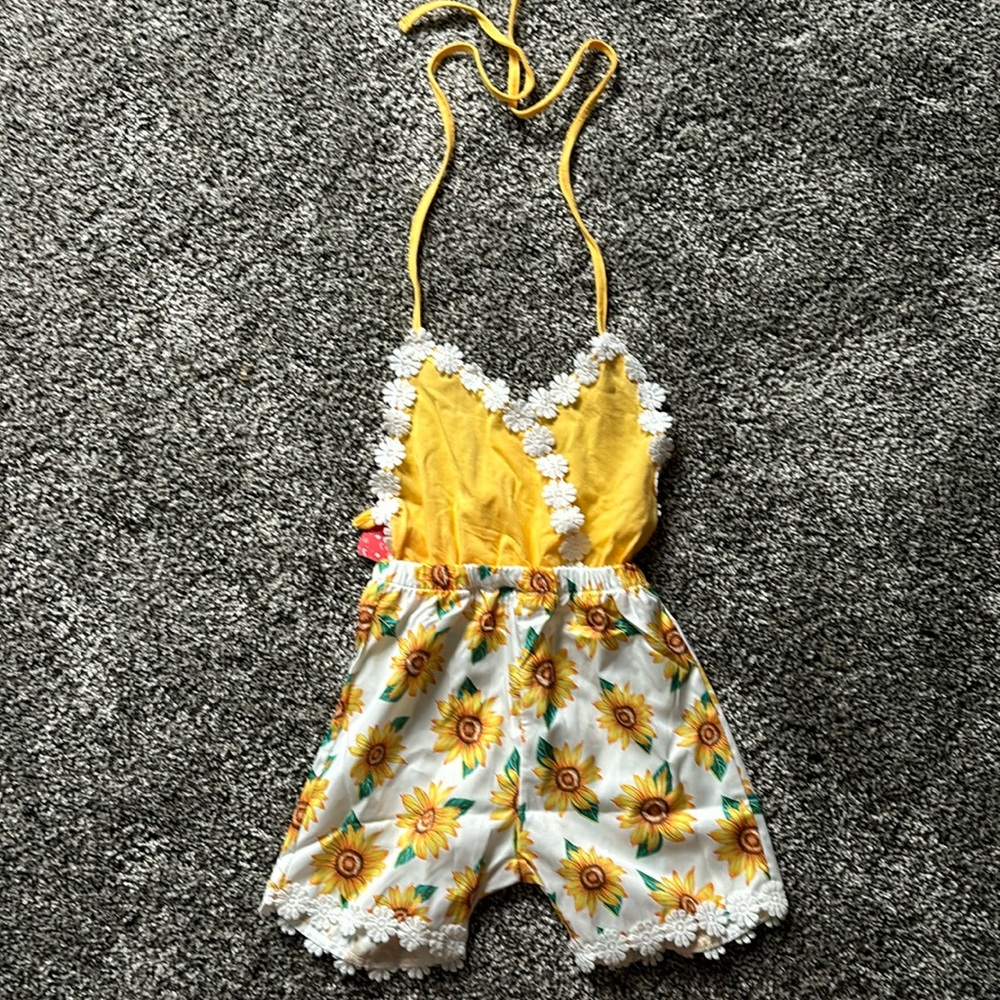 NWT 3T Sunflower romper